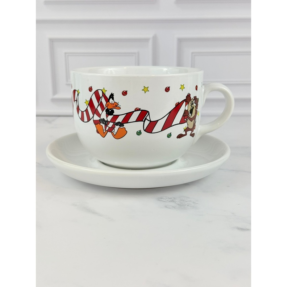 VTG 1998 Warner Bros Looney Tunes Jumbo Mug and Saucer Holiday Christmas ~ Mint!